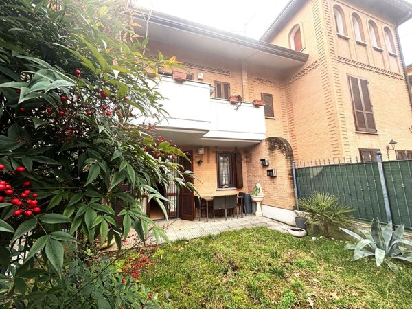 appartamento in vendita a Paderno Dugnano in zona Palazzolo Milanese