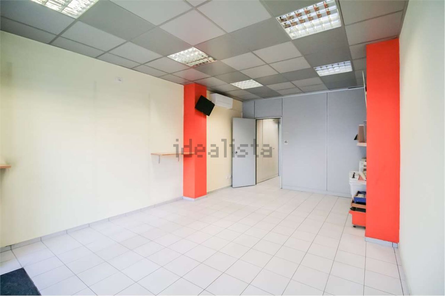 locale commerciale in vendita a Paderno Dugnano