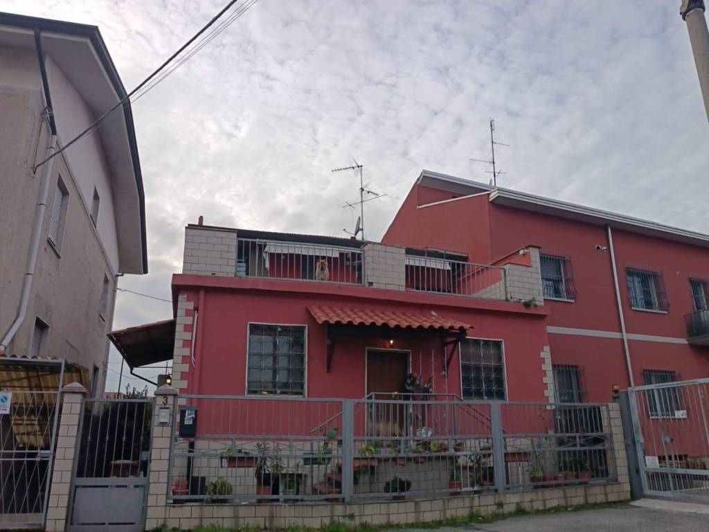 casa indipendente in vendita a Paderno Dugnano
