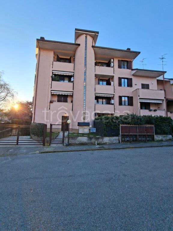 appartamento in vendita a Paderno Dugnano