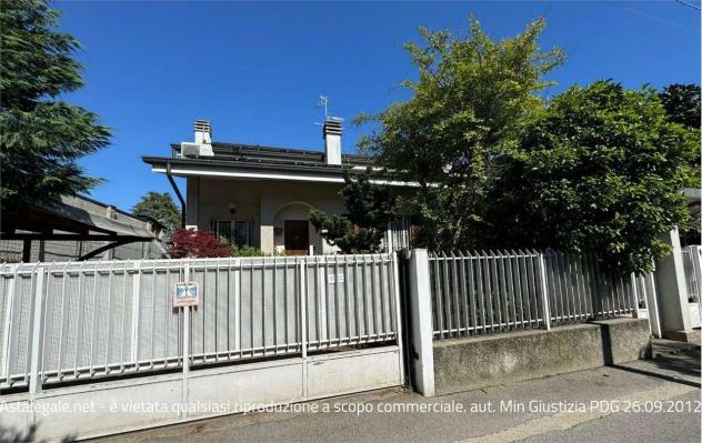 casa indipendente in vendita a Paderno Dugnano