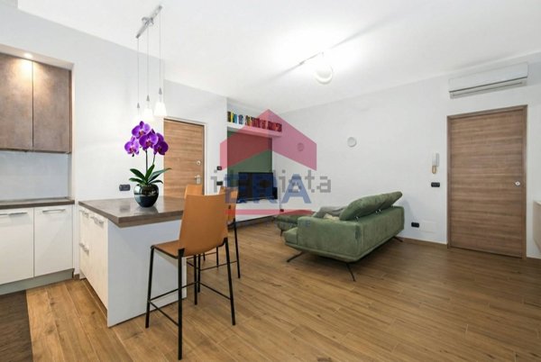 appartamento in vendita a Paderno Dugnano in zona Incirano