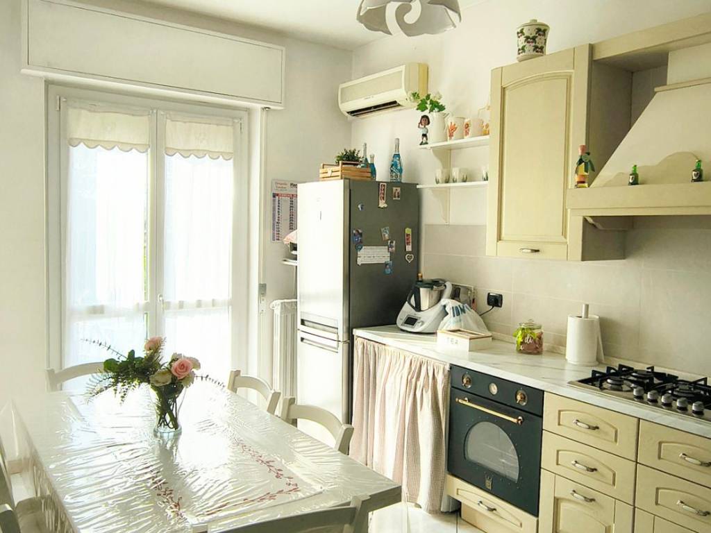 appartamento in vendita a Paderno Dugnano in zona Palazzolo Milanese