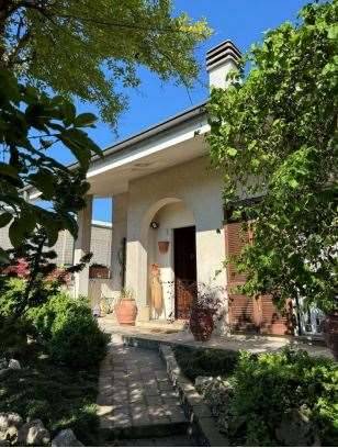 casa indipendente in vendita a Paderno Dugnano