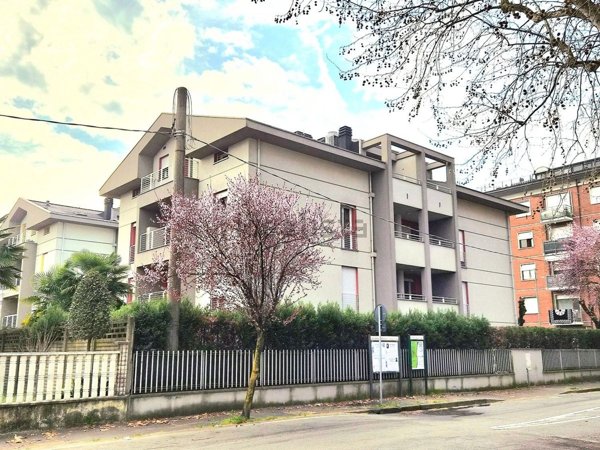 appartamento in vendita a Paderno Dugnano