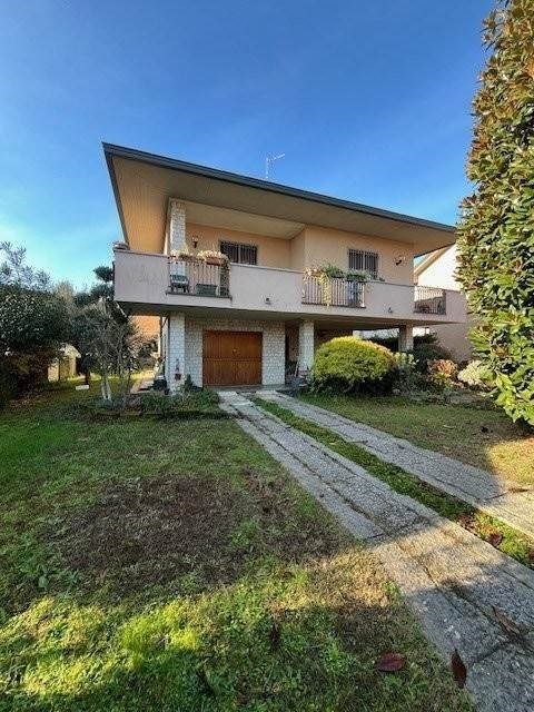 casa indipendente in vendita a Paderno Dugnano in zona Palazzolo Milanese