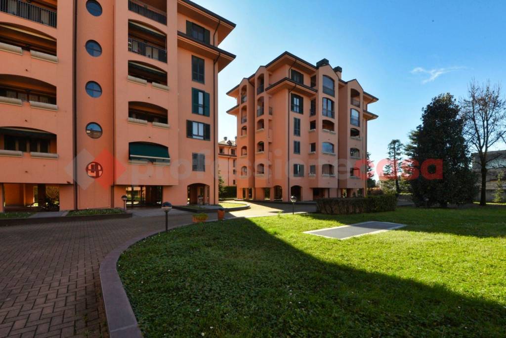 appartamento in vendita a Paderno Dugnano