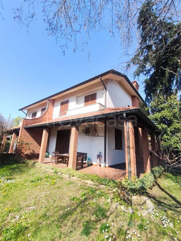 casa indipendente in vendita a Paderno Dugnano