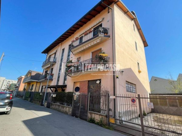 appartamento in vendita a Paderno Dugnano in zona Calderara