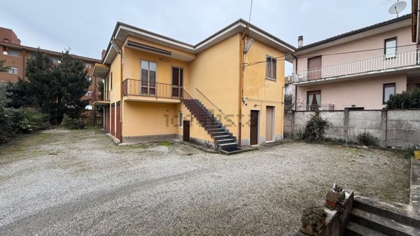 appartamento in vendita a Paderno Dugnano in zona Cassina Amata