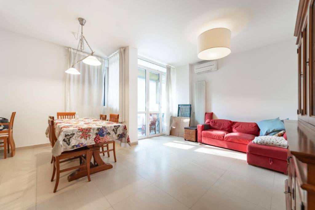 appartamento in vendita a Paderno Dugnano in zona Incirano