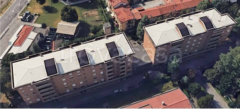 appartamento in vendita a Paderno Dugnano in zona Calderara