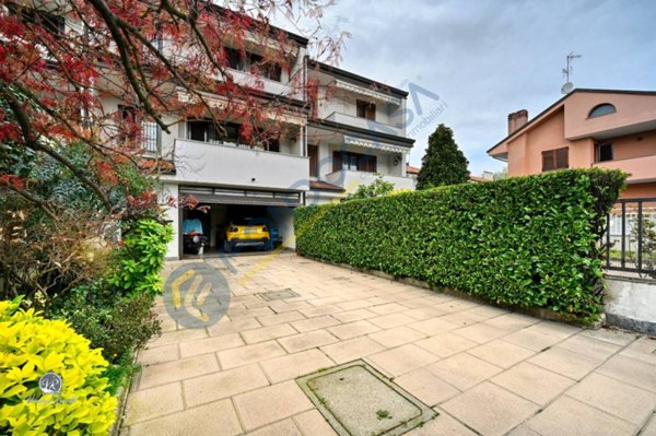 casa indipendente in vendita a Paderno Dugnano