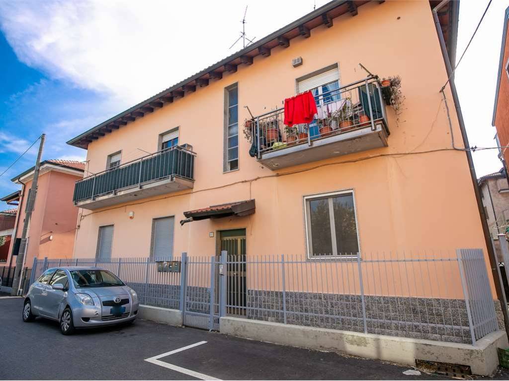 appartamento in vendita a Paderno Dugnano in zona Calderara