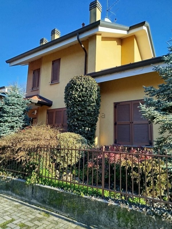 appartamento in vendita a Paderno Dugnano