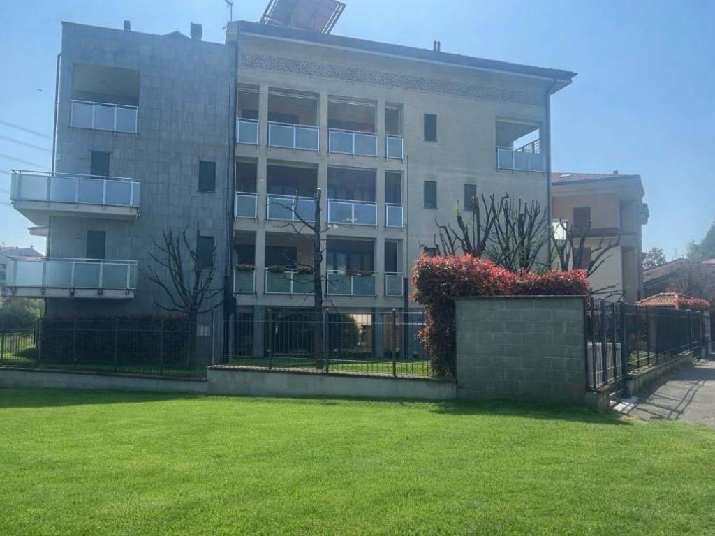 appartamento in vendita a Paderno Dugnano in zona Palazzolo Milanese