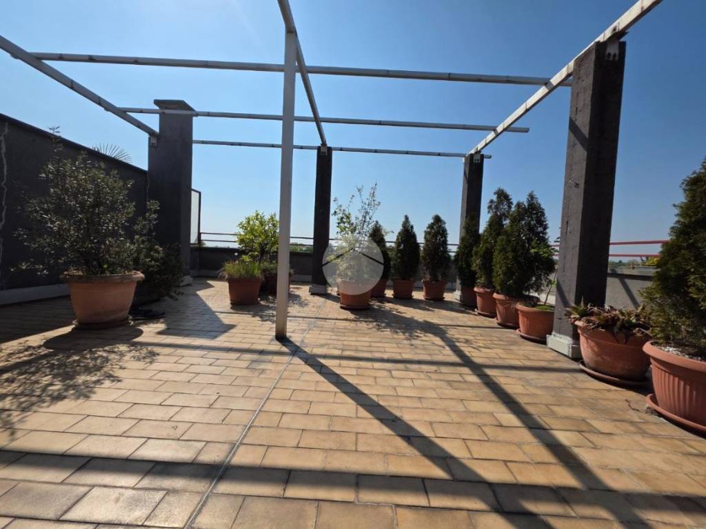 appartamento in vendita a Paderno Dugnano in zona Cassina Amata