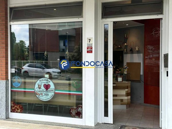 negozio in vendita a Paderno Dugnano