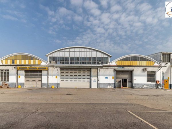 capannone in vendita a Paderno Dugnano in zona Palazzolo Milanese