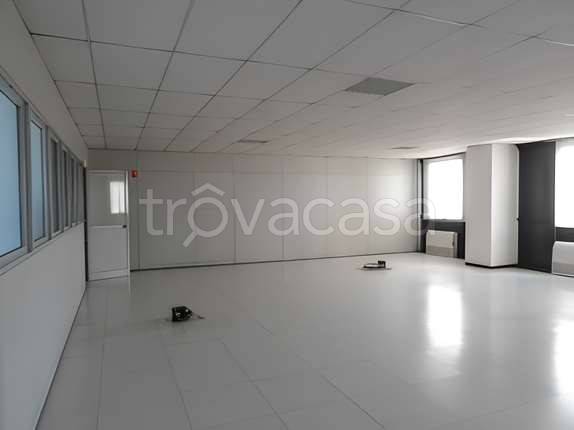 ufficio in vendita a Paderno Dugnano