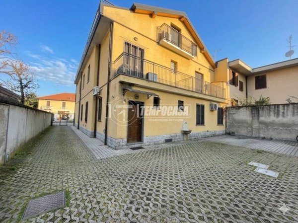 appartamento in vendita a Paderno Dugnano in zona Cassina Amata