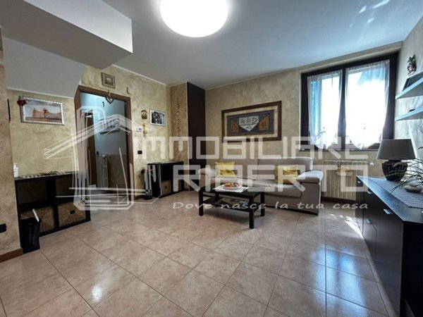 appartamento in vendita a Paderno Dugnano in zona Cassina Amata