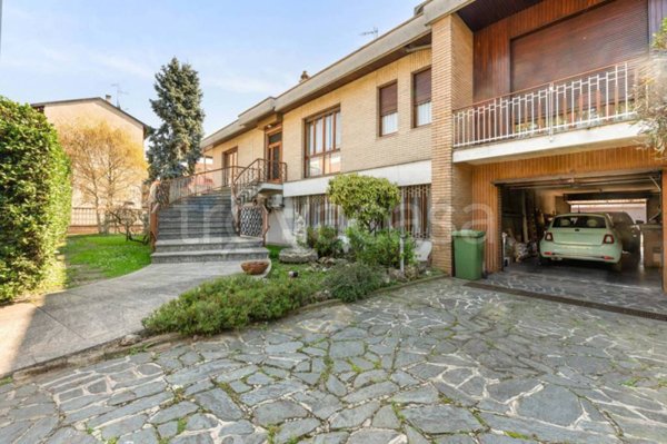 casa indipendente in vendita a Paderno Dugnano