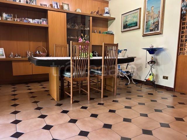 casa indipendente in vendita a Paderno Dugnano