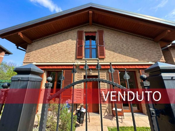 casa indipendente in vendita a Paderno Dugnano in zona Palazzolo Milanese