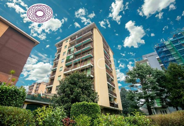 appartamento in vendita a Paderno Dugnano in zona Palazzolo Milanese