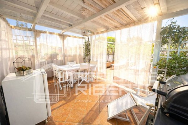 casa indipendente in vendita a Paderno Dugnano