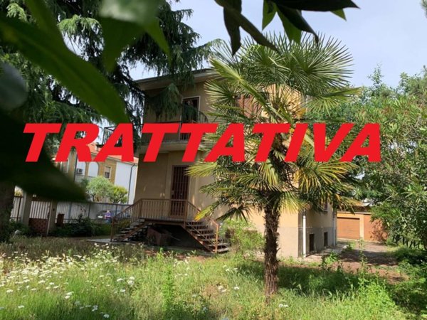 casa indipendente in vendita a Paderno Dugnano in zona Cassina Amata