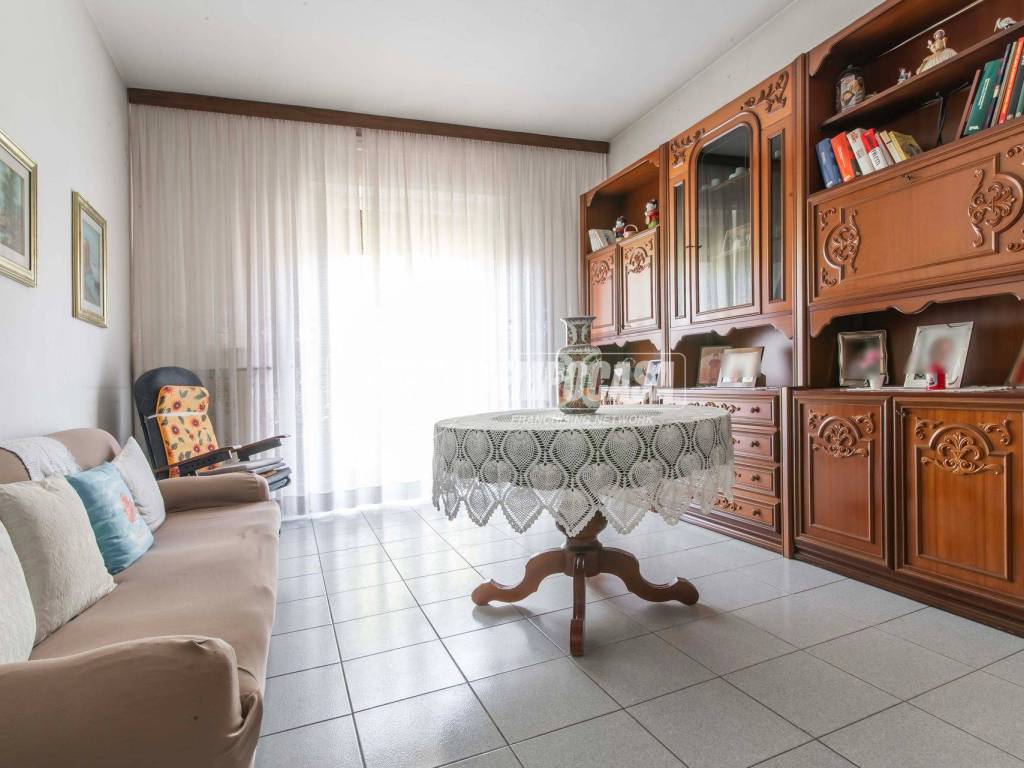 appartamento in vendita a Paderno Dugnano in zona Palazzolo Milanese