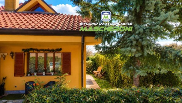 casa indipendente in vendita a Paderno Dugnano