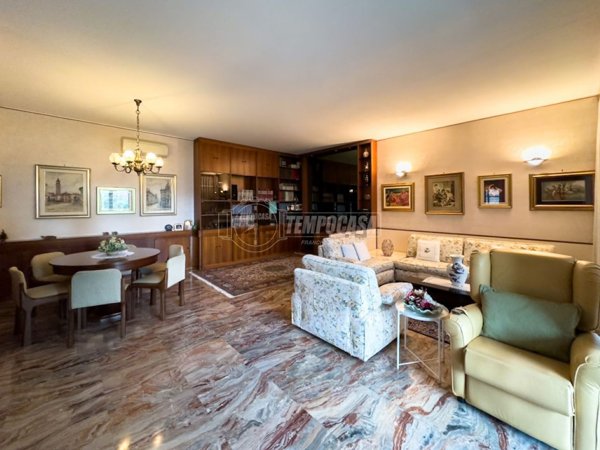 casa indipendente in vendita a Paderno Dugnano