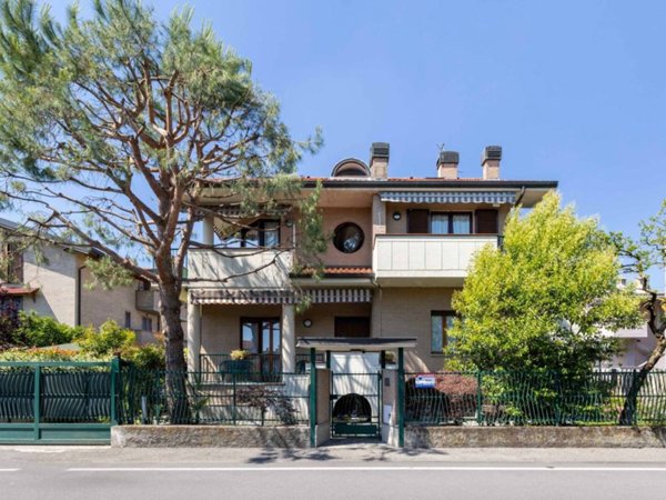 casa indipendente in vendita a Paderno Dugnano in zona Palazzolo Milanese