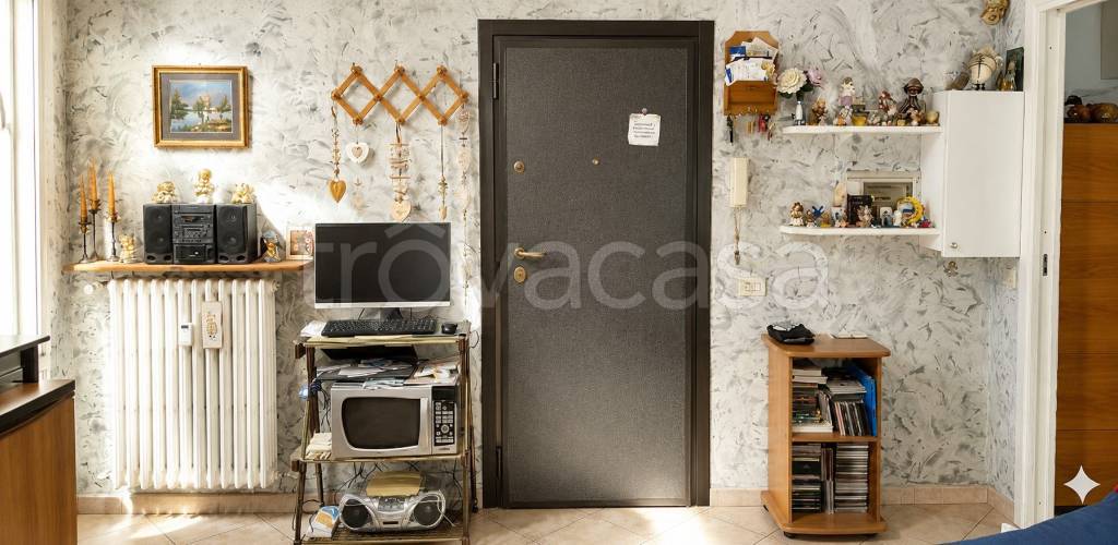 appartamento in vendita a Paderno Dugnano in zona Cassina Amata
