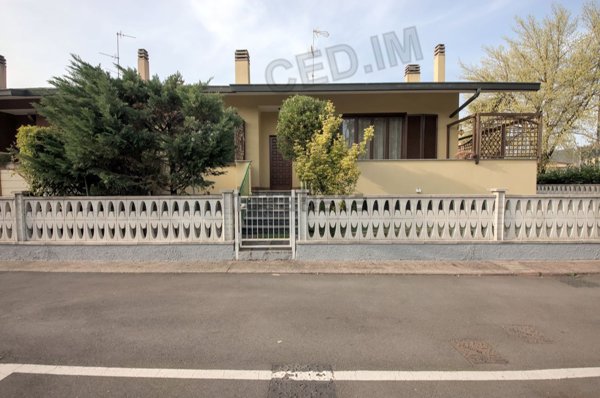 casa indipendente in vendita a Paderno Dugnano