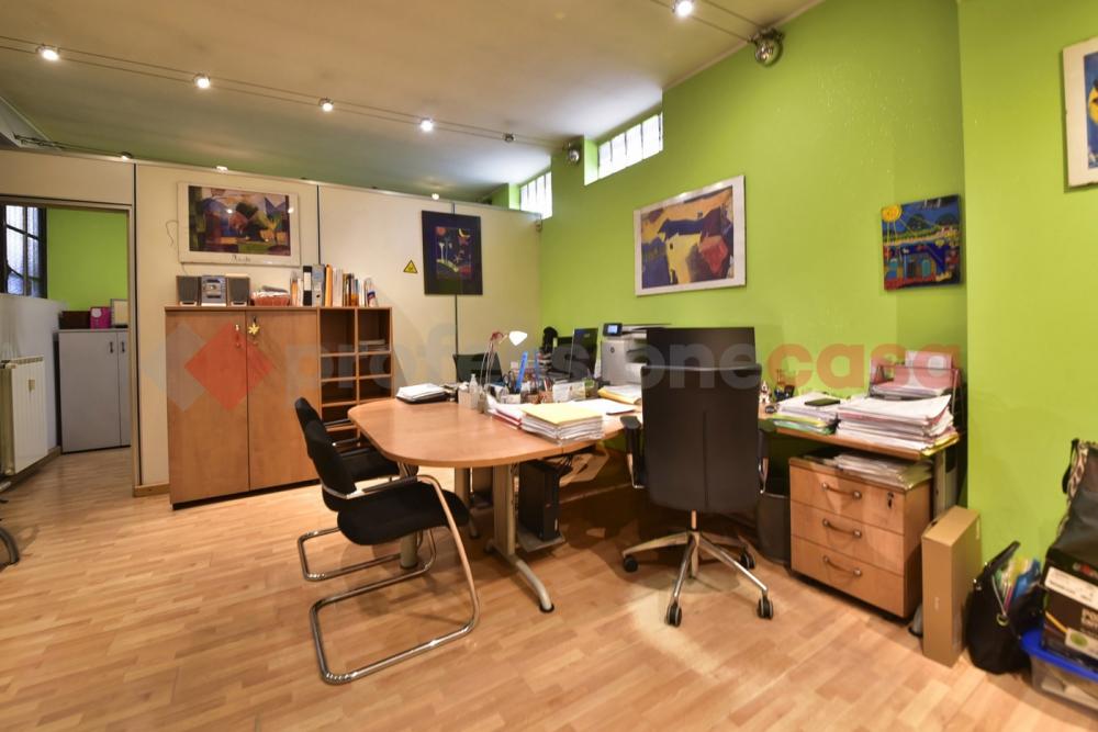 ufficio in vendita a Paderno Dugnano
