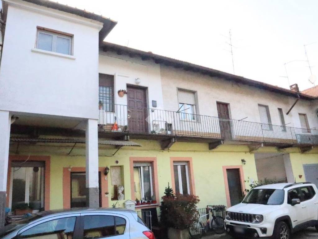 appartamento in vendita a Paderno Dugnano in zona Incirano