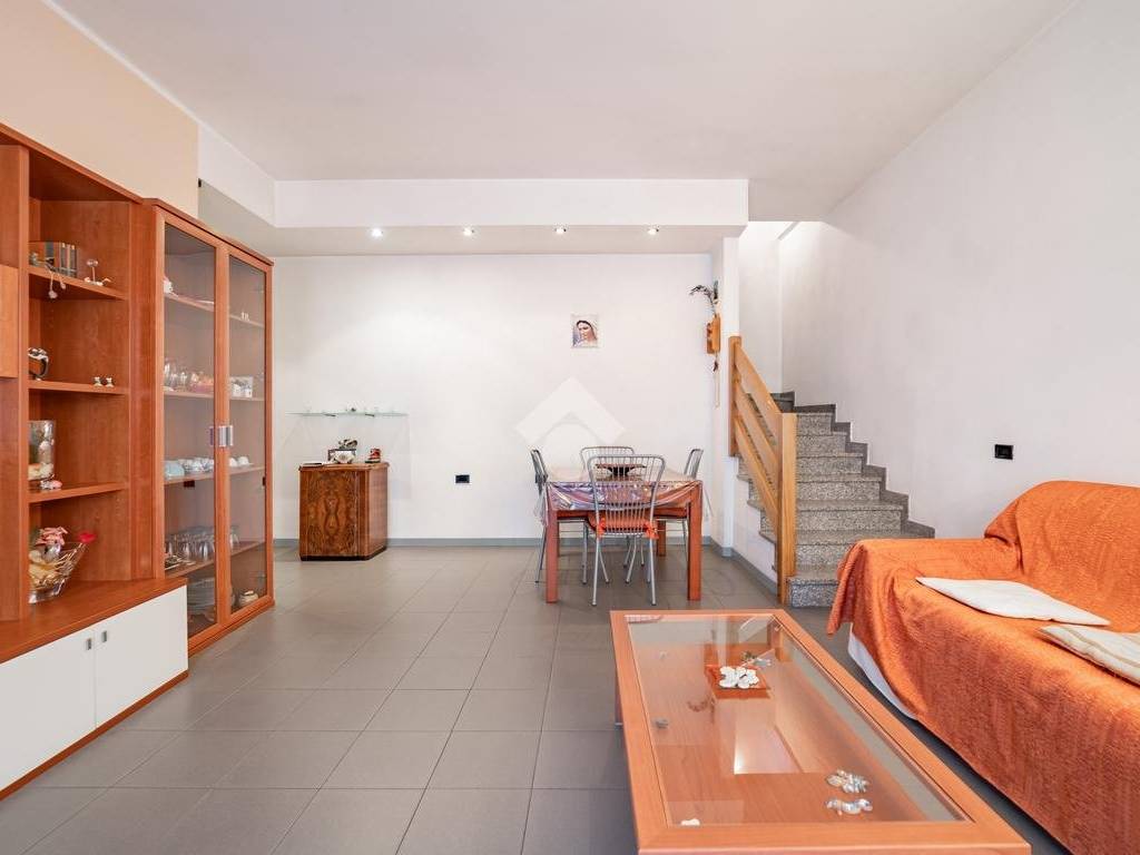 appartamento in vendita a Paderno Dugnano in zona Palazzolo Milanese