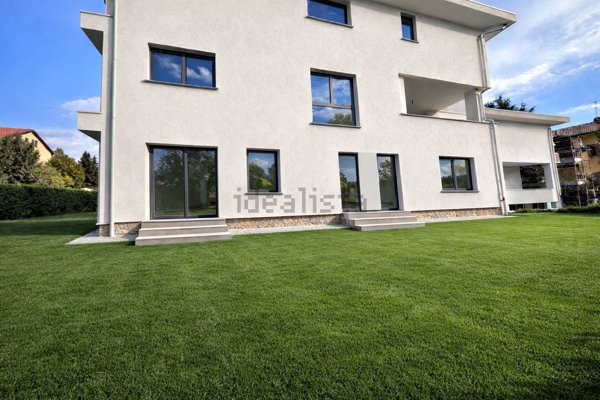 appartamento in vendita a Paderno Dugnano in zona Calderara