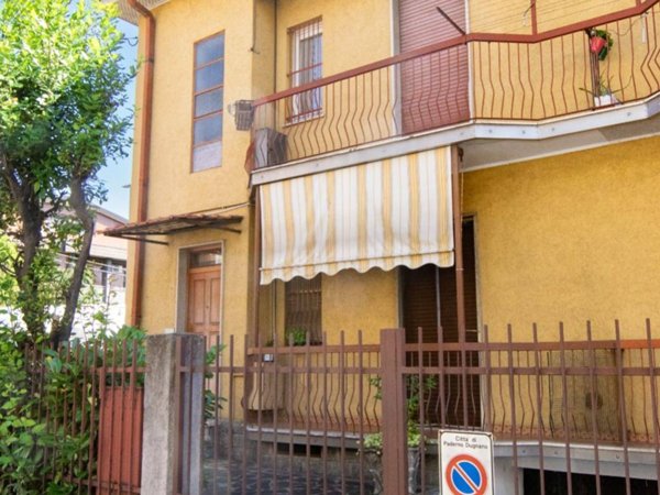 appartamento in vendita a Paderno Dugnano in zona Calderara