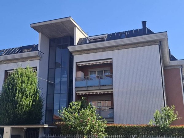 appartamento in vendita a Paderno Dugnano in zona Calderara