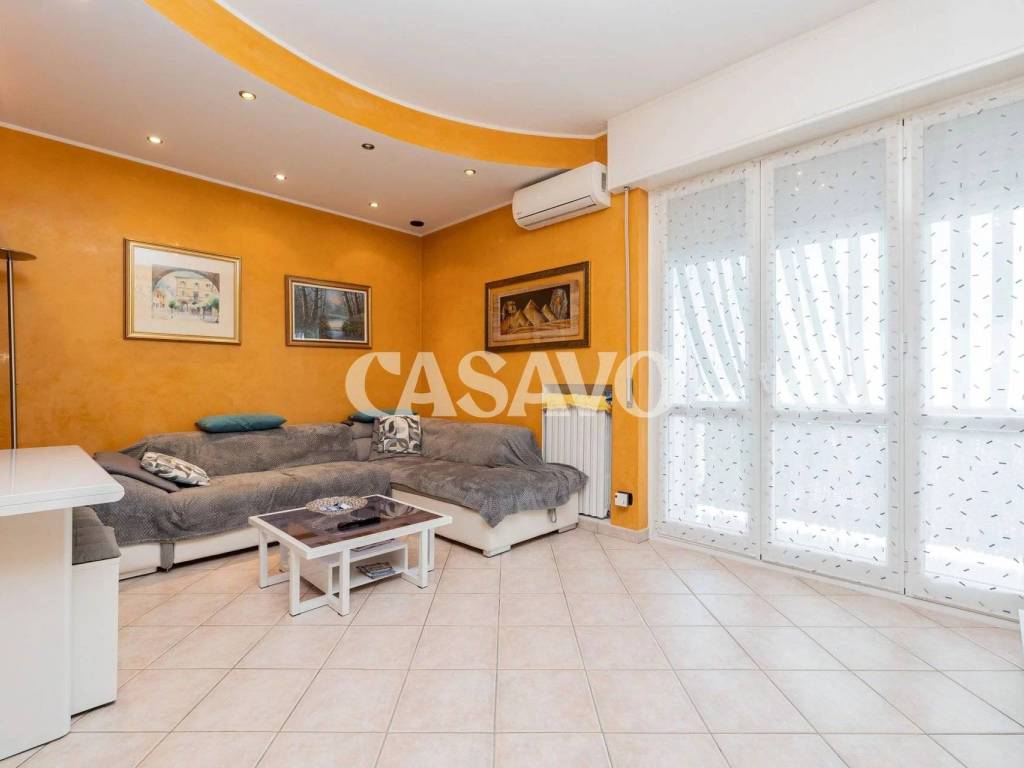 appartamento in vendita a Paderno Dugnano in zona Cassina Amata