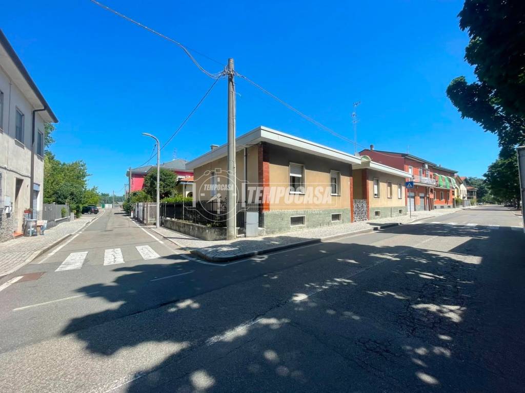 casa indipendente in vendita a Paderno Dugnano