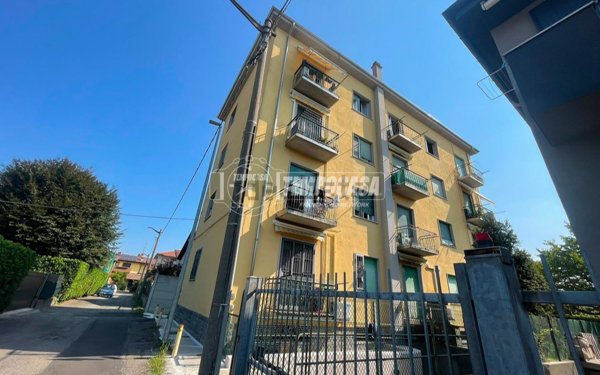 appartamento in vendita a Paderno Dugnano in zona Cassina Amata
