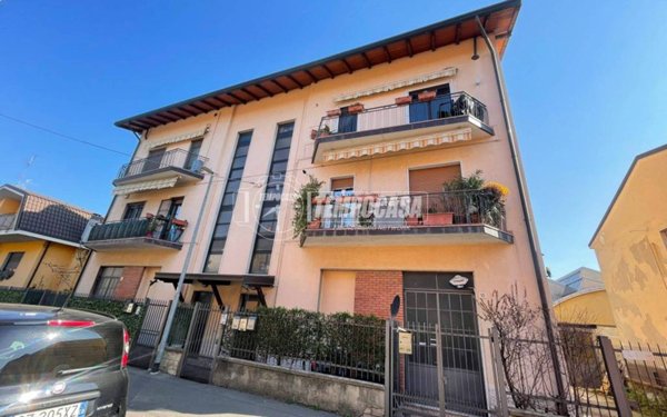 appartamento in vendita a Paderno Dugnano in zona Calderara