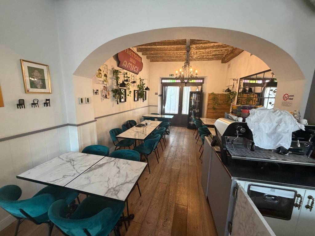 negozio in vendita a Paderno Dugnano