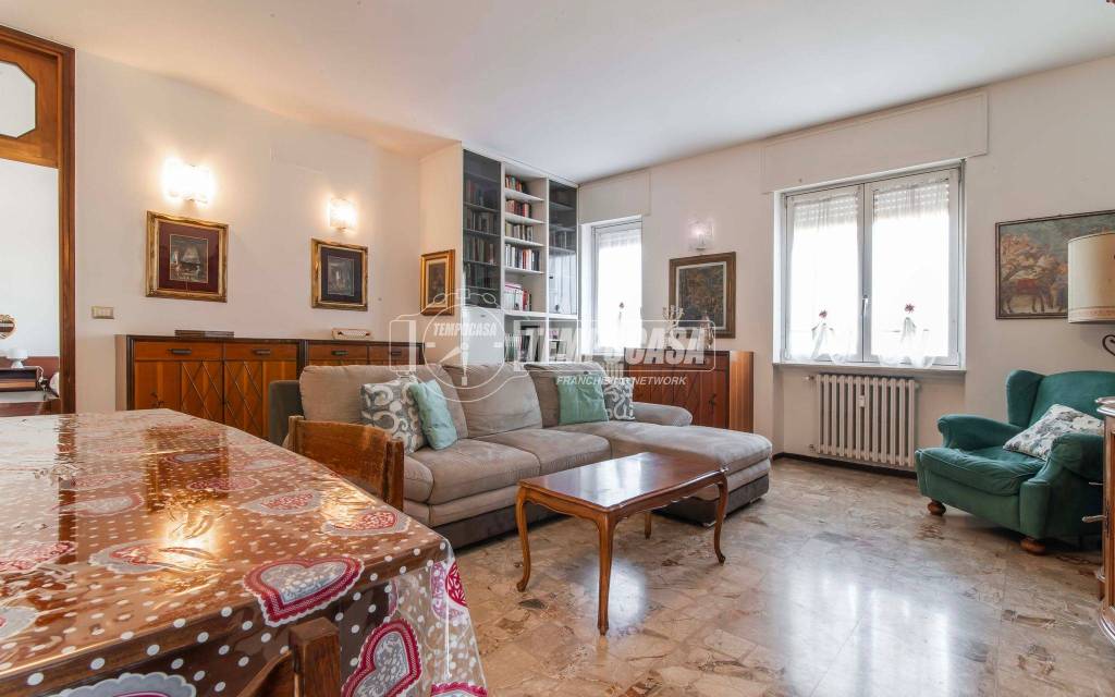 appartamento in vendita a Paderno Dugnano in zona Palazzolo Milanese